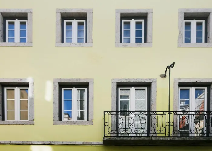 Bairro Alto Design アパート